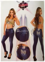 Jeans levanta colas colombianos