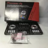 Pioneer DDJ-SX3 Controller  costara  550 EUR