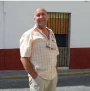 Se necesitan distribuidores de folletos