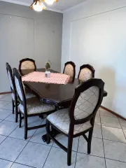 MESA MADERA EXTENSIBLE, BUENA MADERA, FIRME...