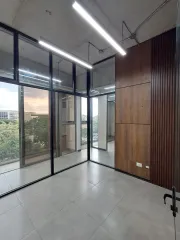 OFICINA EN RENTA EN ZONA 9, EDIFICIO HUB REFORMA