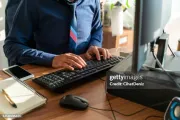 Auxiliar de oficina- Contrato indefinido- Medio tiempo