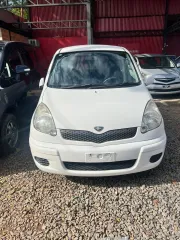 Toyota Fun Cargo 2004