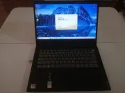Notebook Lenovo IdeaPad con 6.000 juegos Clasicos