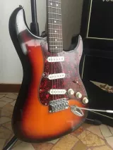 Guitarra Fender Squier Strat 2 Color Sunburst
